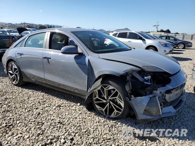 Czwarte zdjęcie samochodu z boku: 2024 HYUNDAI IONIQ 6 SEL VIN:KMHM34AAXRA071636 - miniatura