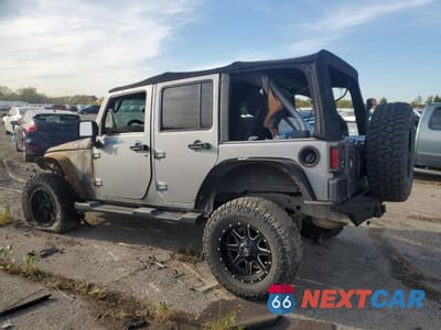 Drugie zdjęcie samochodu z przodu: 2014 JEEP WRANGLER UNLIMITED SAHARA VIN:1C4BJWEG0EL233817 - miniatura