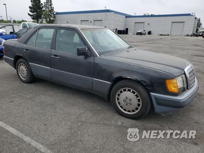 Czwarte zdjęcie samochodu z boku: 1993 MERCEDES-BENZ 300 E VIN:WDBEA32E5PB994476 - miniatura