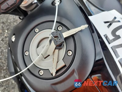 Zdjęcie 8 z 9 samochodu: 2016 YAMAHA FZ07 VIN:JYARM06E2GA007367 - miniatura