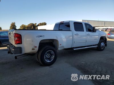 Trzecie zdjęcie samochodu z tyłu: 2011 CHEVROLET SILVERADO K3500 LTZ VIN:1GC4K1C85BF141438 - miniatura