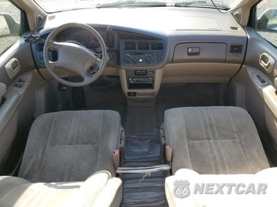 Zdjęcie 8 z 15 samochodu: 1998 TOYOTA SIENNA LE VIN:4T3ZF13C7WU010112 - miniatura