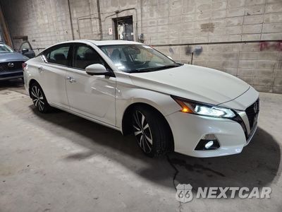 Czwarte zdjęcie samochodu z boku: 2019 NISSAN ALTIMA PLATINUM VIN:1N4BL4FV2KC146210 - miniatura