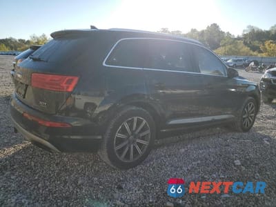 Trzecie zdjęcie samochodu z tyłu: 2017 AUDI Q7 PRESTIGE VIN:WA1VABF77HD027522 - miniatura