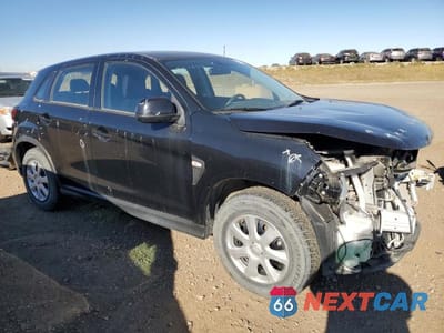 Czwarte zdjęcie samochodu z boku: 2022 MITSUBISHI RVR ES VIN:JA4AJUAU4NU604784 - miniatura