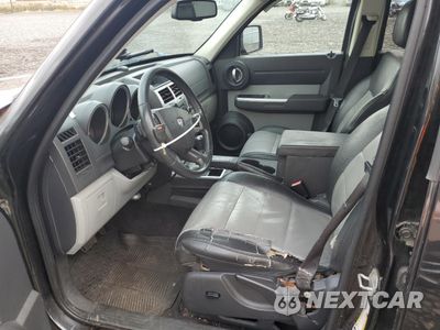 Zdjęcie 7 z 13 samochodu: 2010 DODGE NITRO SXT VIN:1D4PU5GX6AW107509 - miniatura