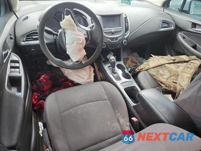 Zdjęcie 8 z 11 samochodu: 2017 CHEVROLET CRUZE LT VIN:1G1BE5SM4H7186824 - miniatura