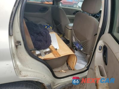 Zdjęcie 10 z 12 samochodu: 2004 FORD ESCAPE XLT VIN:1FMYU03184KA27318 - miniatura