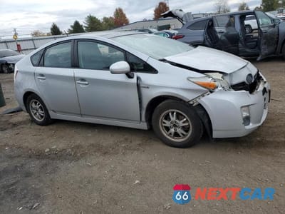 Czwarte zdjęcie samochodu z boku: 2011 TOYOTA PRIUS VIN:JTDKN3DU5B0265296 - miniatura