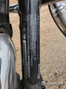 Zdjęcie 8 z 9 samochodu: 2013 HARLEY-DAVIDSON FXDC DYNA SUPER GLIDE VIN:1HD1GV416DC324704 - miniatura