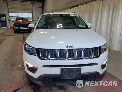 Piąte zdjęcie samochodu w środku: 2017 JEEP COMPASS LATITUDE VIN:3C4NJDBBXHT664491 - miniatura