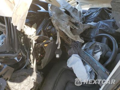 Zdjęcie 8 z 13 samochodu: 2010 AUDI A4 PREMIUM VIN:WAUDFAFL9AN035435 - miniatura