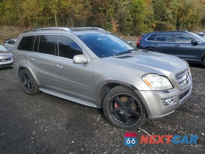 Czwarte zdjęcie samochodu z boku: 2008 MERCEDES-BENZ GL 550 4MATIC VIN:4JGBF86E48A314292 - miniatura
