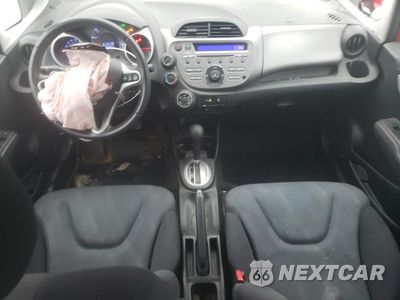 Zdjęcie 8 z 13 samochodu: 2009 HONDA FIT SPORT VIN:JHMGE88429S033796 - miniatura