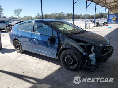 Czwarte zdjęcie samochodu z boku: 2013 HONDA INSIGHT LX VIN:JHMZE2H56DS002395 - miniatura