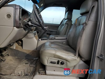 Zdjęcie 7 z 12 samochodu: 2000 CHEVROLET SILVERADO K1500 VIN:1GCEK19T0YE170473 - miniatura