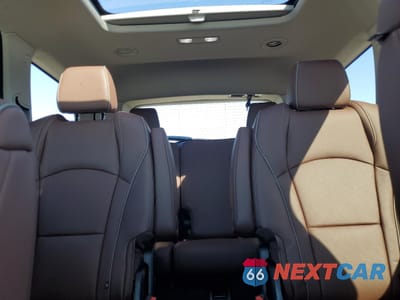Zdjęcie 10 z 16 samochodu: 2021 BUICK ENCLAVE AVENIR VIN:5GAERDKW5MJ153124 - miniatura