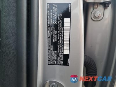 Zdjęcie 13 z 16 samochodu: 2025 VOLVO XC40 CORE VIN:YV4L12UJ6S2473169 - miniatura