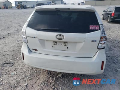 Zdjęcie 6 z 14 samochodu: 2012 TOYOTA PRIUS V VIN:JTDZN3EU3C3152752 - miniatura
