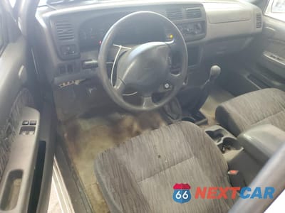 Zdjęcie 8 z 12 samochodu: 1999 NISSAN FRONTIER KING CAB XE VIN:1N6ED26Y4XC345475 - miniatura