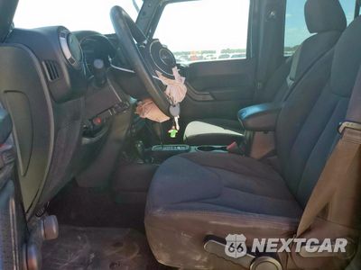 Zdjęcie 7 z 13 samochodu: 2013 JEEP WRANGLER UNLIMITED SPORT VIN:1C4BJWDG1DL652677 - miniatura