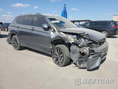 Czwarte zdjęcie samochodu z boku: 2024 VOLKSWAGEN TIGUAN SE VIN:3VV3B7AX5RM066731 - miniatura