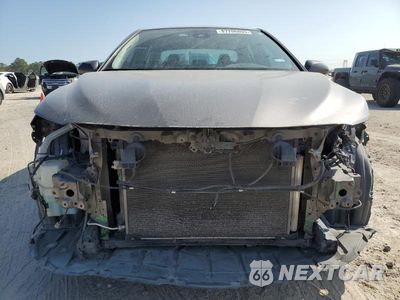 Piąte zdjęcie samochodu w środku: 2022 TOYOTA CAMRY SE VIN:4T1G11AK1NU659959 - miniatura