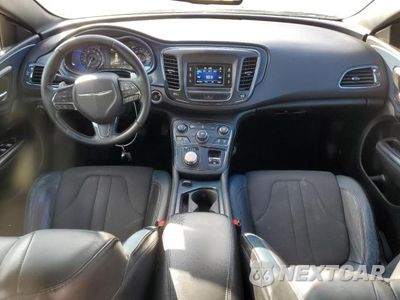 Zdjęcie 8 z 11 samochodu: 2015 CHRYSLER 200 S VIN:1C3CCCDG1FN530619 - miniatura
