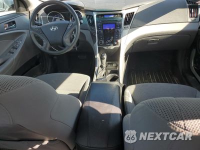 Zdjęcie 8 z 13 samochodu: 2013 HYUNDAI SONATA GLS VIN:5NPEB4ACXDH573786 - miniatura