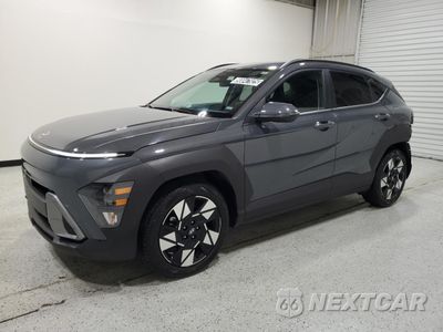 2025 HYUNDAI KONA SEL KM8HB3AB2SU236638 - główne zdjęcie licytacji z USA - miniatura