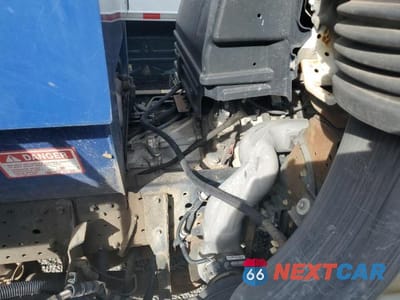 Zdjęcie 12 z 13 samochodu: 2017 ISUZU NPR REFUSE TRUCK VIN:54DC4W1B6HS801905 - miniatura