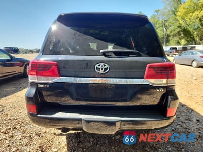 Zdjęcie 6 z 14 samochodu: 2019 TOYOTA LAND CRUISER VX-R VIN:JTMCY7AJXK4077315 - miniatura