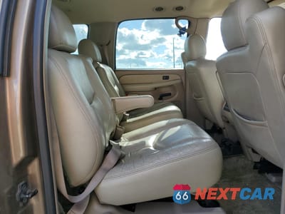 Zdjęcie 11 z 13 samochodu: 2003 GMC YUKON XL K1500 VIN:1GKFK16Z33J240100 - miniatura