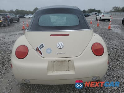 Zdjęcie 6 z 12 samochodu: 2004 VOLKSWAGEN NEW BEETLE GLS VIN:3VWCD31Y14M344928 - miniatura