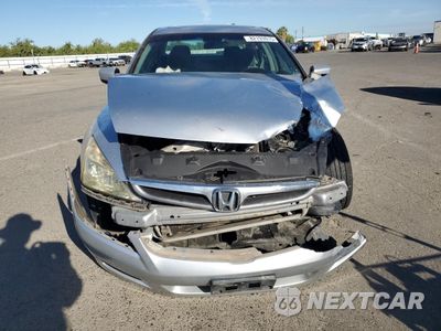 Piąte zdjęcie samochodu w środku: 2007 HONDA ACCORD VIN:1HGCM56737A182091 - miniatura