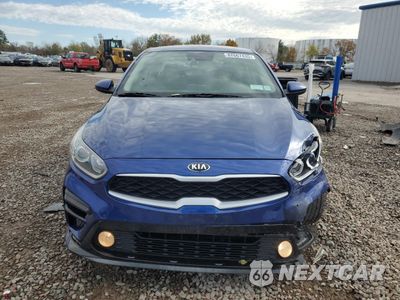 Piąte zdjęcie samochodu w środku: 2019 KIA FORTE FE VIN:3KPF24AD5KE103440 - miniatura
