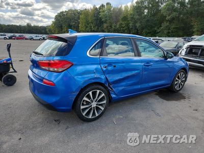 Trzecie zdjęcie samochodu z tyłu: 2018 HYUNDAI ELANTRA GT VIN:KMHH35LE6JU028275 - miniatura