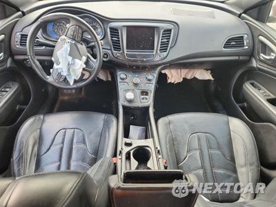 Zdjęcie 8 z 14 samochodu: 2016 CHRYSLER 200 S VIN:1C3CCCDG7GN176414 - miniatura