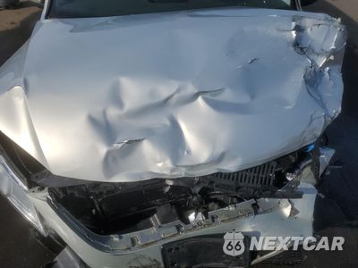 Zdjęcie 11 z 13 samochodu: 2011 VOLKSWAGEN TIGUAN S VIN:WVGBV7AX5BW527753 - miniatura