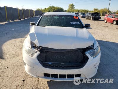 Piąte zdjęcie samochodu w środku: 2013 FORD TAURUS POLICE INTERCEPTOR VIN:1FAHP2MK3DG206793 - miniatura