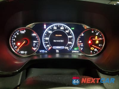 Zdjęcie 9 z 15 samochodu: 2024 CHEVROLET BLAZER RS VIN:3GNKBKRS7RS269449 - miniatura