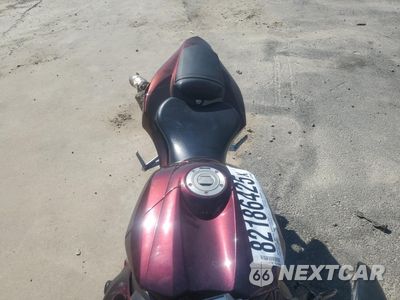 Piąte zdjęcie samochodu w środku: 2004 MAHINDRA AND MAHINDRA YZF-R1 VIN:JYARN13E44A004859 - miniatura