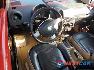 Zdjęcie 8 z 12 samochodu: 2002 VOLKSWAGEN NEW BEETLE GLS VIN:3VWCB21C62M417910 - miniatura