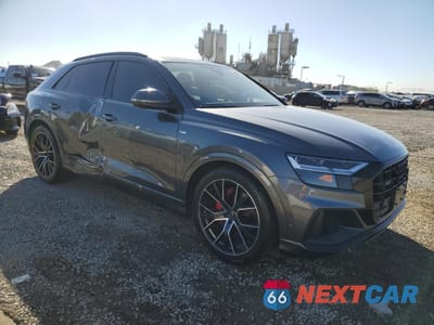 Czwarte zdjęcie samochodu z boku: 2021 AUDI Q8 PREMIUM PLUS S-LINE VIN:WA1EVAF16MD015818 - miniatura