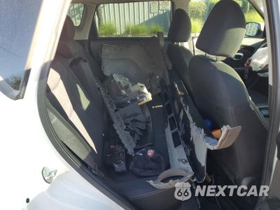 Zdjęcie 10 z 12 samochodu: 2014 KIA SOUL + VIN:KNDJP3A50E7032621 - miniatura