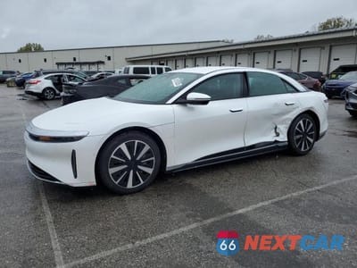 2025 LUCID MOTORS AIR TOURING 50EA1TEA9SA041403 - główne zdjęcie licytacji z USA - miniatura