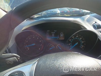 Zdjęcie 8 z 15 samochodu: 2016 FORD ESCAPE SE VIN:1FMCU0GX3GUC08862 - miniatura