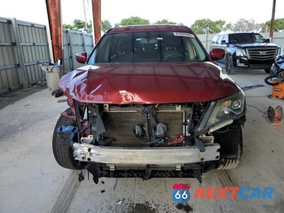 Piąte zdjęcie samochodu w środku: 2017 NISSAN PATHFINDER S VIN:5N1DR2MN6HC653804 - miniatura