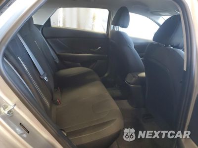 Zdjęcie 10 z 15 samochodu: 2021 HYUNDAI ELANTRA SEL VIN:5NPLM4AG6MH011470 - miniatura
