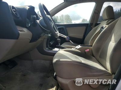 Zdjęcie 7 z 13 samochodu: 2011 TOYOTA RAV4 VIN:JTMZF4DV0BD031702 - miniatura
